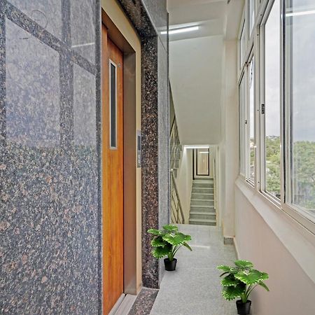 Super Townhouse 1096 Hotel Redfox Nungambakkam Near Apollo & Shankar Nethralaya Hospital Chennai Extérieur photo