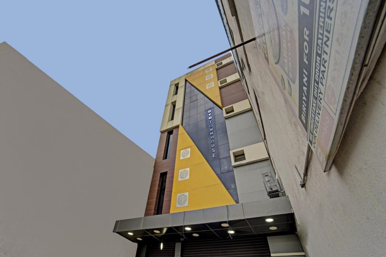 Super Townhouse 1096 Hotel Redfox Nungambakkam Near Apollo & Shankar Nethralaya Hospital Chennai Extérieur photo
